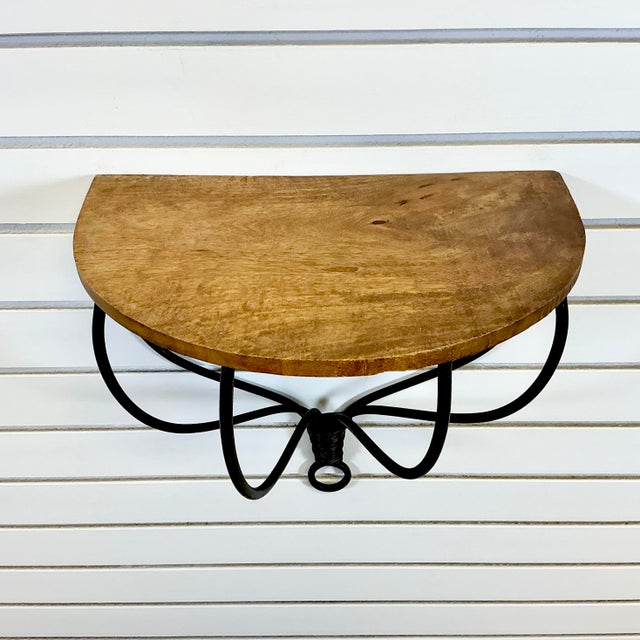 1980s Vintage Brutalist Boho Chic Rustic Iron and Wood Wall-Mounted Shelf. For Sale - Image 4 of 13