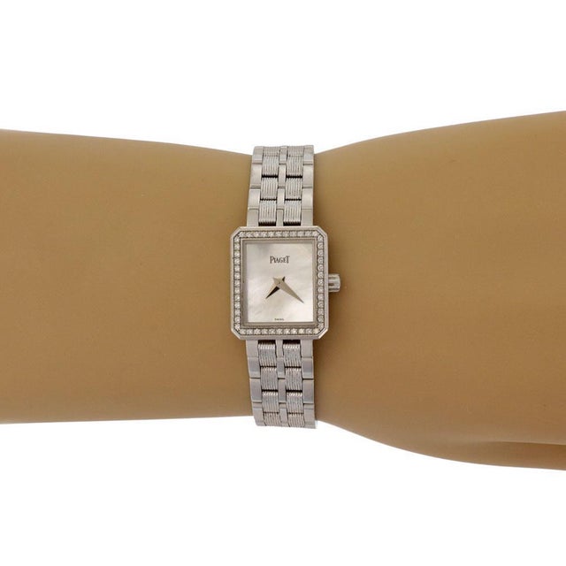 Late 20th Century Piaget Protocole Diamond Bezel MOP Dial 18k Gold Ladies Watch For Sale - Image 5 of 5