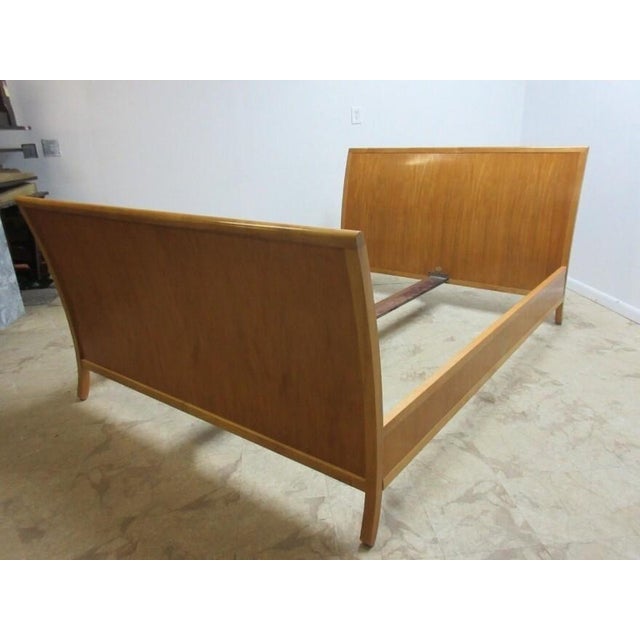 Chippendale Vintage Baker Furniture Charles Pfister Primavera Queen Size Headboard Bed For Sale - Image 3 of 7