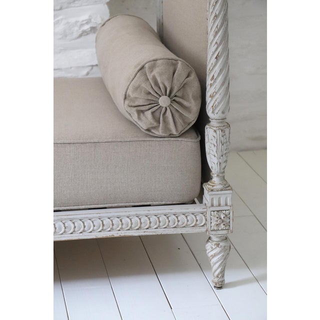 Louis XVI Style Daybed and French Linen For Sale - Image 6 of 14