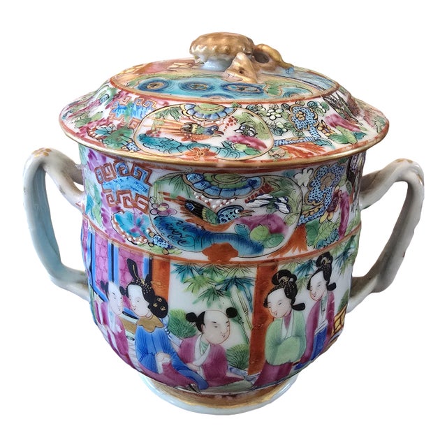 Antique Chinese Porcelain 18th Century Covered Jar For Sale