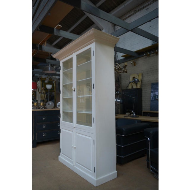 White Display Cabinet, 1960s For Sale - Image 6 of 17