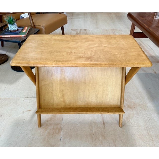 Mid-Century Modern Rare Heywood Wakefield Magazine/End Table For Sale - Image 3 of 11