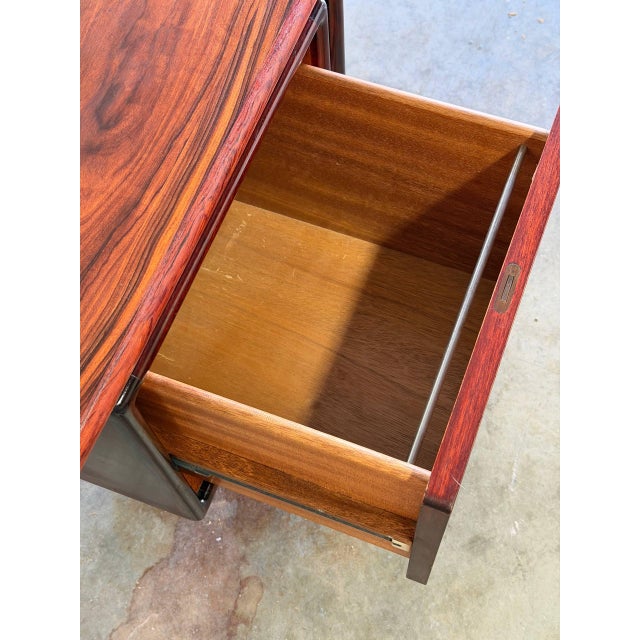 Wood Vintage Dyrlund Danish Rosewood Executive Desk – Mid Century Modern Office Desk With Drawers For Sale - Image 7 of 10