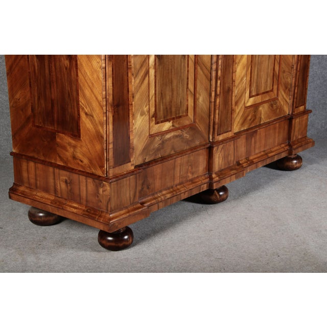 Antique Baroque Walnut Cabinet, 1725 For Sale - Image 17 of 18