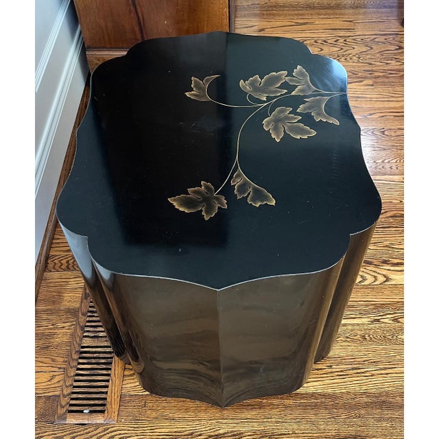 Asian Late 20th Century Asian Style Black and Gilt-Lacquered Side Table For Sale - Image 3 of 6