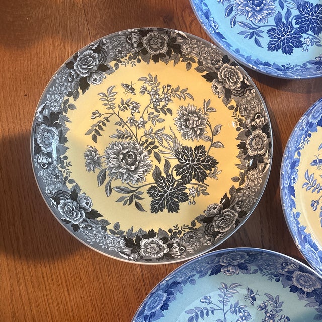 Victorian 1990s Spode Archive Collection “Jasmine” Bowls - Set of 5 For Sale - Image 3 of 5