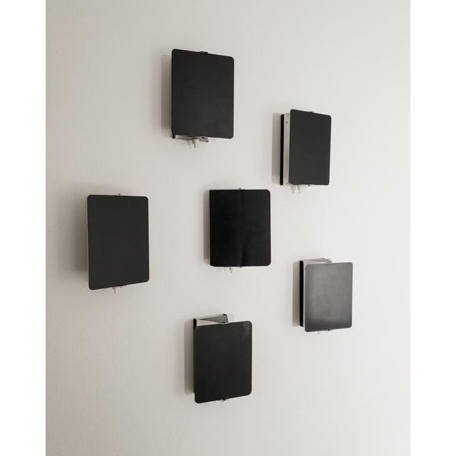 French Mid-Century Black White Metal CP-1 Wall Sconce by Charlotte Perriand, 1960s For Sale - Image 4 of 5