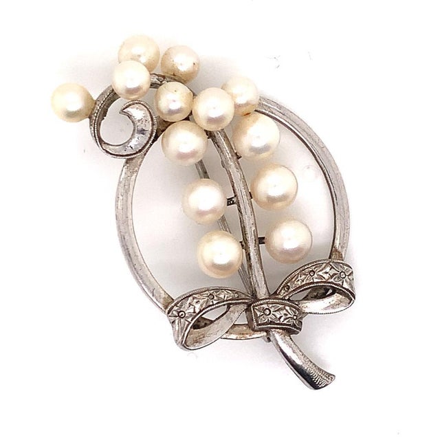 Metal 1990s Mikimoto Estate Pin Brooch Sterling Silver 7.47 Gr 5.50 mm For Sale - Image 7 of 9