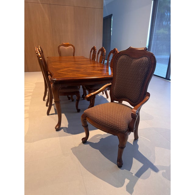 1990s Thomasville Burl Oak British Gentry Collection Dining Table With Two Extension Leaves For Sale - Image 11 of 11