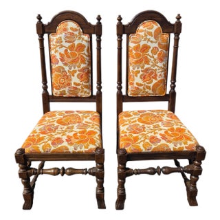 1970s Ethan Allen Jacobean Royal Charter Oak Dining Room Side Chairs Gothic Pair For Sale