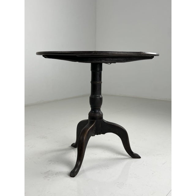 Wood English Tilt Top Table For Sale - Image 7 of 13