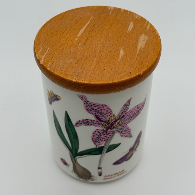 Illustration Vintage Portmeirion Botanic Garden Ceramic Kitchen Canisters - A Pair For Sale - Image 3 of 9
