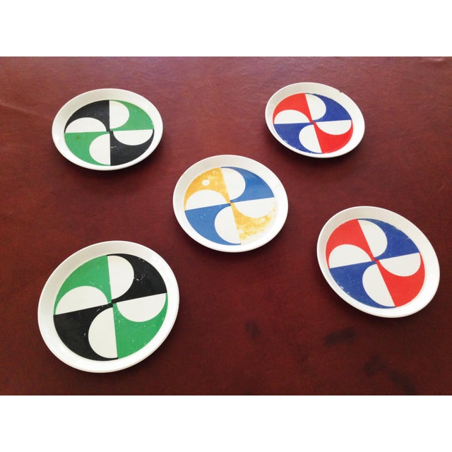 Multicolored Ceramic Plates by Gio Ponti for Franco Pozzi, 1960s, Set of 5 For Sale - Image 17 of 18