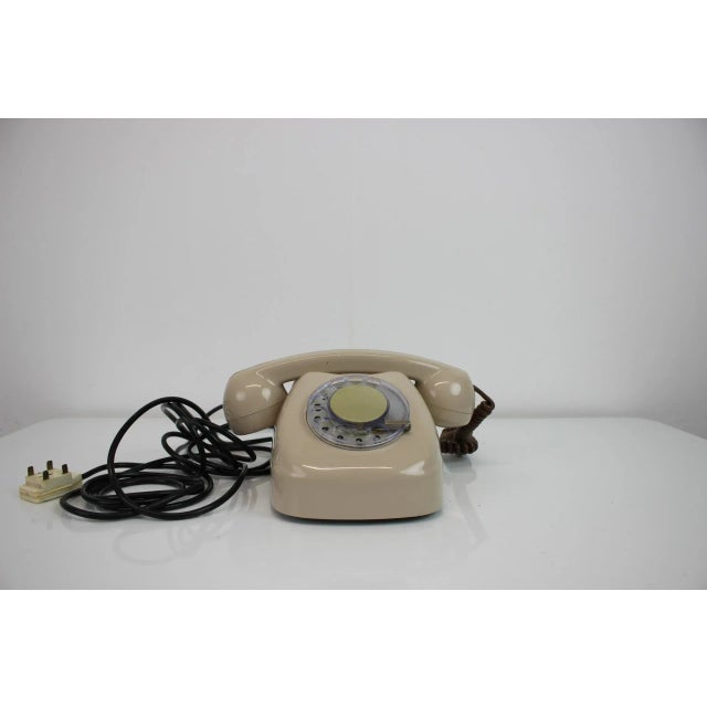 Gray Mid-Century Design Telephone attributed to Tesla, Czechoslovakia, 1979 For Sale - Image 8 of 13