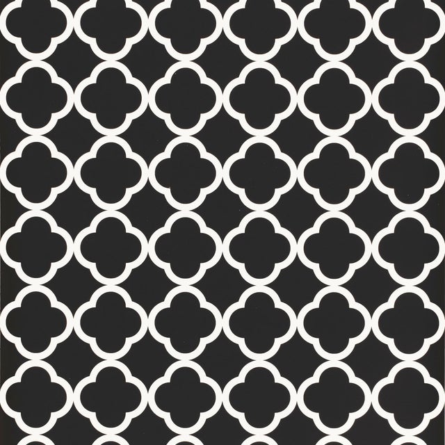 Sample - Schumacher Morocco Wallpaper in Black For Sale