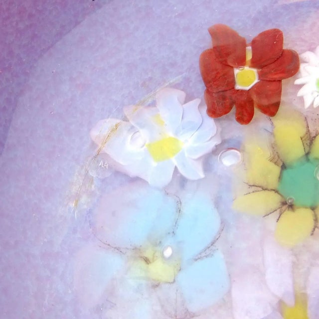 Fratelli Toso Murano Vintage Millefiori Wild Flowers Pink Opalescent Italian Art Glass Heart Bowl For Sale In Orlando - Image 6 of 7