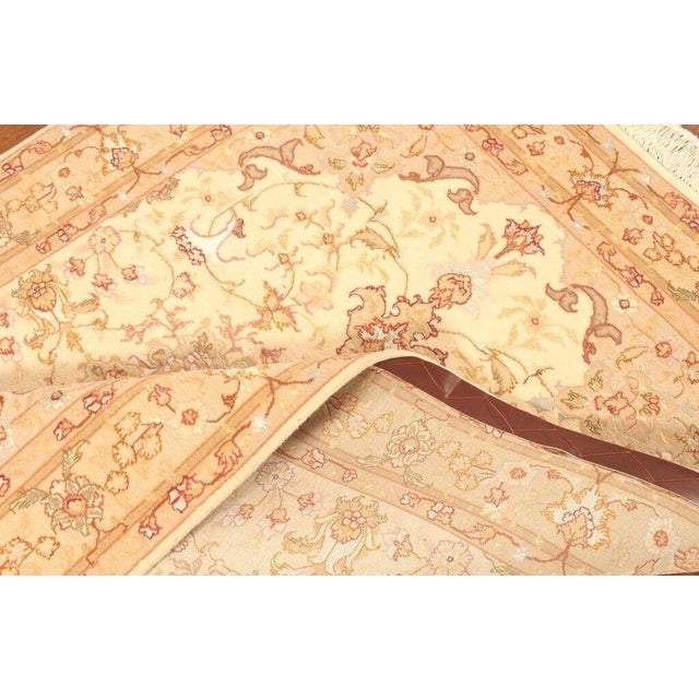 Textile Middle Eastern Rug in Wool For Sale - Image 7 of 11