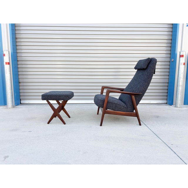 Alf Svensson Mid Century Walnut Recliner Lounge Chair & Ottoman by Alf Svensson for Dux For Sale - Image 4 of 15