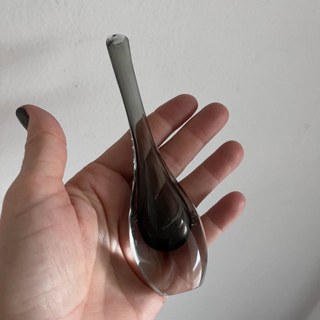 Glass 1960s Mid Century Murano Bud Vase For Sale - Image 7 of 10