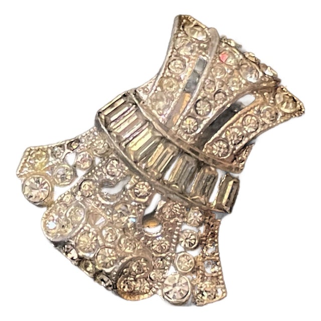 1930s Art Deco Heavy-Duty, Spring-Loaded Hinged Clip by Coro Patent Marked For Sale