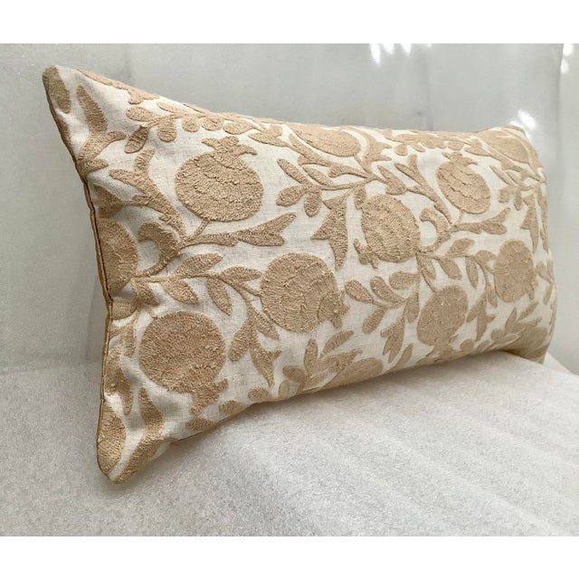 The Floral Embroidered Linen Silk Lumbar Pillow Cover is a stylish and modern addition to any bedroom, living room, or...