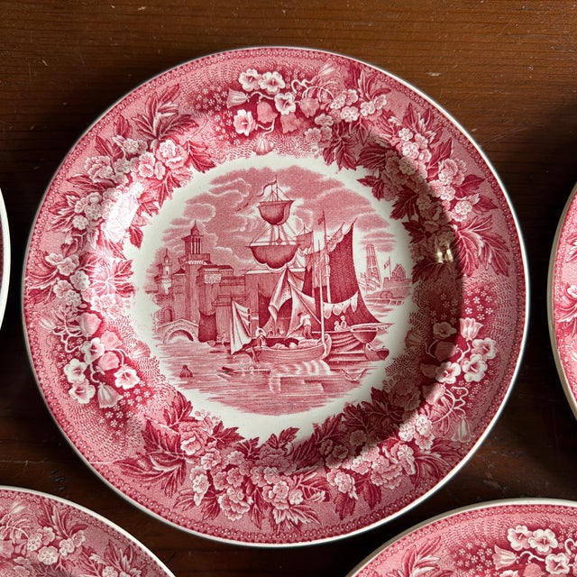 A Fine Set of 5 Vintage Wedgwood “Ferrara” Red Transferware Plates, 1960's For Sale - Image 6 of 12