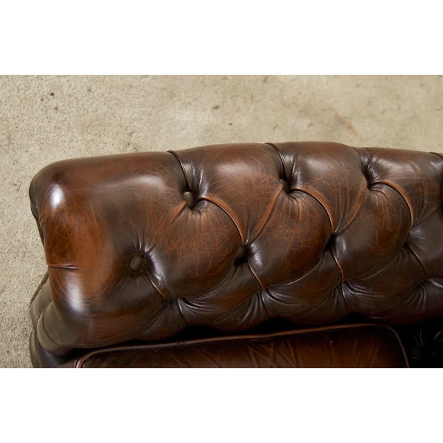 Early 20th Century English Thomas Lloyd Cigar Leather Wingback Chesterfield Settee For Sale - Image 5 of 13