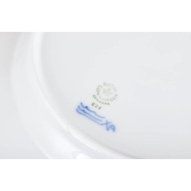 Vintage Porcelain Dinner Plates from Royal Copenhagen, 1990s, Set of 4 For Sale - Image 4 of 5