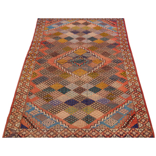 Traditional 1960s Vintage Handmade Shiraz Peach Medallion Wool Rug For Sale - Image 3 of 7