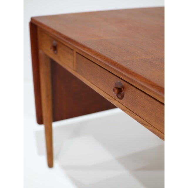 Wood AT-305 Drop-Leaf Desk in Teak and Oak from Hans J. Wegner, Denmark, 1950s For Sale - Image 7 of 18