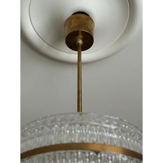 Orrefors Mid-Century Glass and Brass Hallway Pendant by Carl Fagerlund for Orrefors, 1960s For Sale - Image 4 of 9