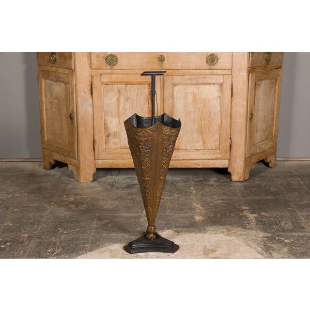 English 1920-1930 Brass Umbrella Stand with Raised Motifs and Tripartite Base For Sale - Image 4 of 11