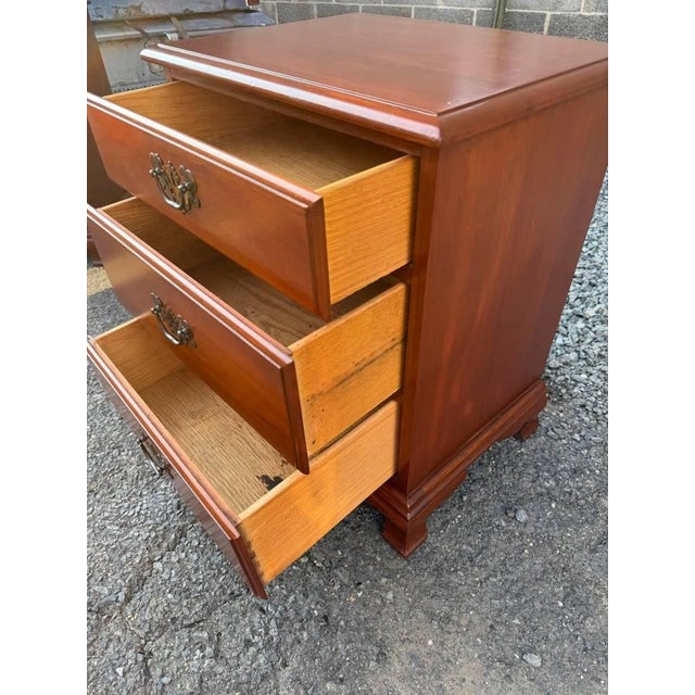 Brown Pair of Vintage Georgian Style Cherry Wood 3 Drawer Nightstands or Bedside Tables For Sale - Image 8 of 14