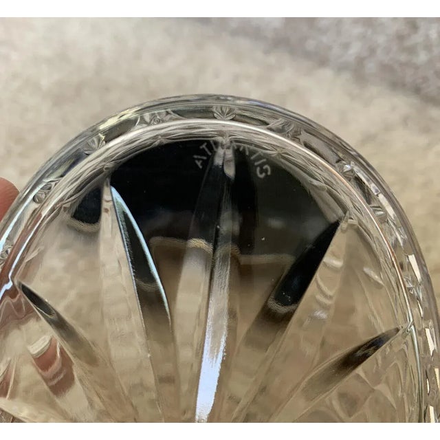 Metal 1970s Atlantis Cut Crystal Box With Topazio Silverplate Repoussé Lid For Sale - Image 7 of 10