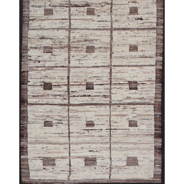 Brown Modern Hand-Knotted Runner in Wool With Box Design in Brown and Neutral Tones 3'5 X 9'4 For Sale - Image 8 of 10