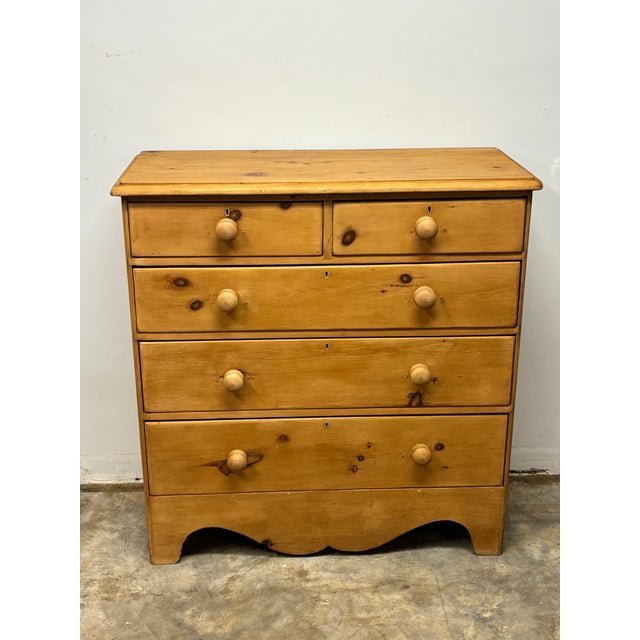English 19th Century English Pine Chest of Drawers For Sale - Image 3 of 8