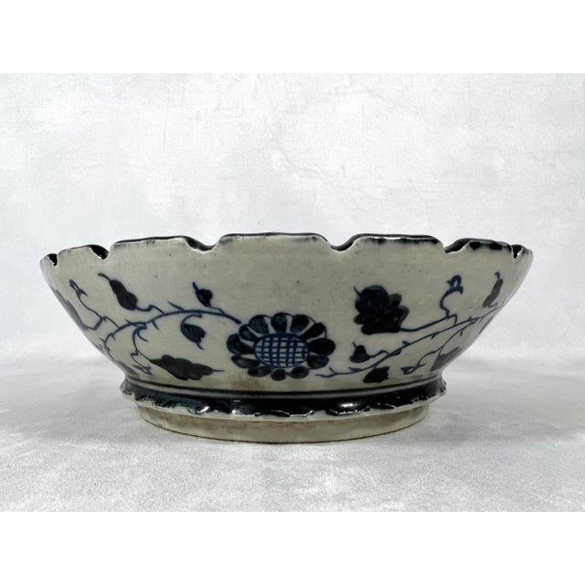 'Ming Dynasty' Hand Painted Chinese Blue and White Ceramic Deep Bowl With Fish & Flowers, Signed For Sale - Image 4 of 10