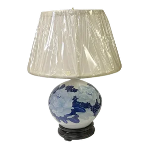 Chinese Blue White Flower Porcelain Round Base Table Lamp