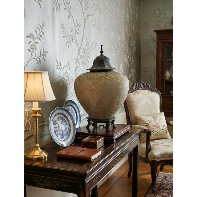Late 20th Century Chinoiserie Stone-Finish Covered Jar on Metal Pagoda Stand With Hollywood Provenance For Sale - Image 5 of 5