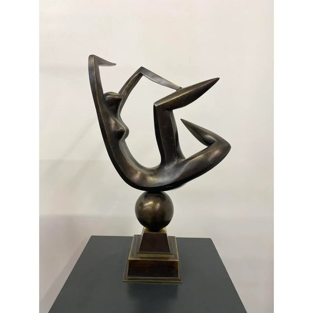 Contemporary Bronze Sculpture Subject: Body, Woman Size: 33 H x 16 W x 5 D cm Material: Bronze Keywords: Woman, Figure,...
