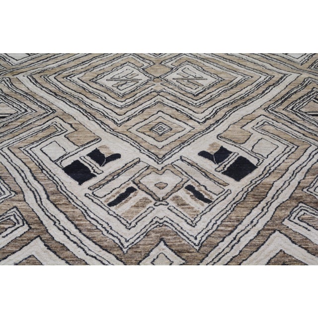 Moroccan Sheba Hand Knotted Wool Rug, 9'6"x13'5" For Sale In New York - Image 6 of 6