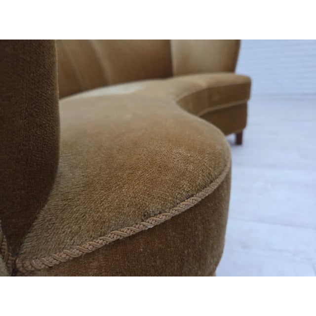 Vintage Danish Three-Seater Banana Sofa, 1960s For Sale - Image 17 of 18
