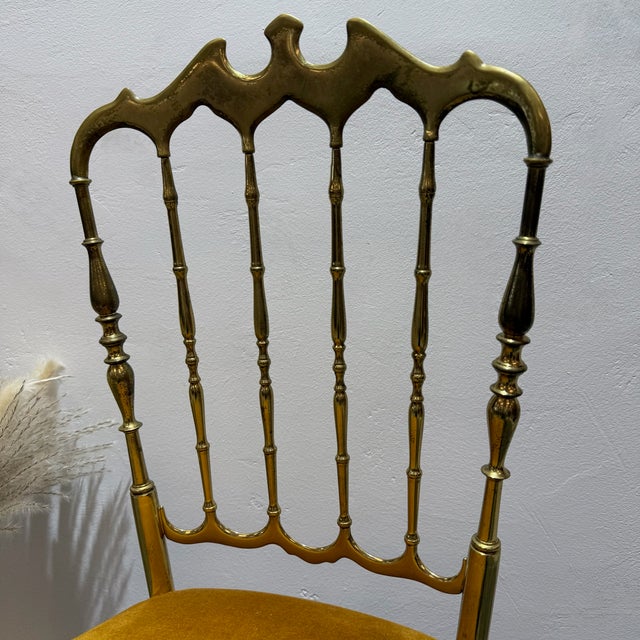 Vintage Italian Chiavari Chair in Brass with Yellow Velvet Upholstery, 1950s For Sale - Image 9 of 12