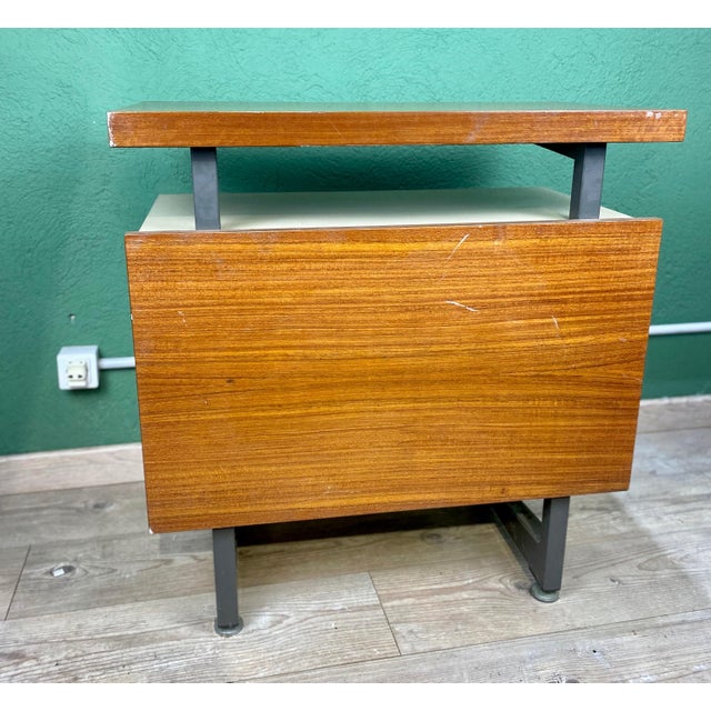 Industrial Side Table by Daciano Da Costa for Metalúrgica da Longra, 1960s For Sale - Image 9 of 17