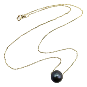 1990s 14k Gold Necklace With Black South Sea Pearl