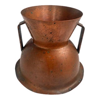 Vintage Flemish Copper b.m. Co. Double-Handled Vase, No. 5012 For Sale
