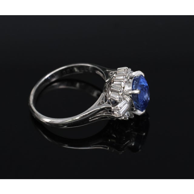 Late 20th Century Fine 2.72ct Gia Ceylon Sapphire & 0.55ct Diamond Platinum Ring Size 6.75 For Sale - Image 16 of 18