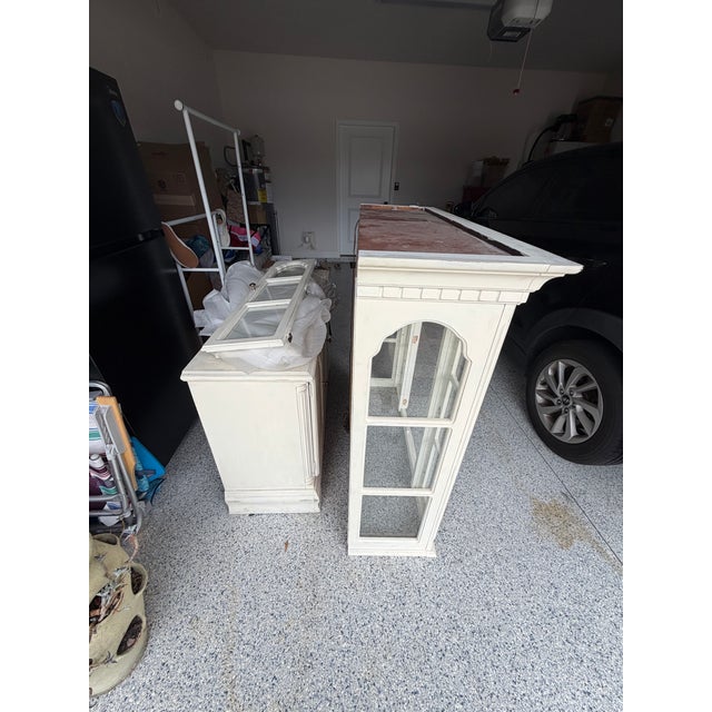 Dixie Furniture Co. Vintage Dixie Furniture French Provincial Lighted China Cabinet For Sale - Image 4 of 14