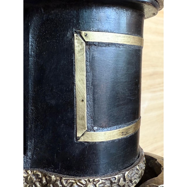 French 19th Century Napoleon III Period Cabinet with metal inlays For Sale - Image 13 of 18